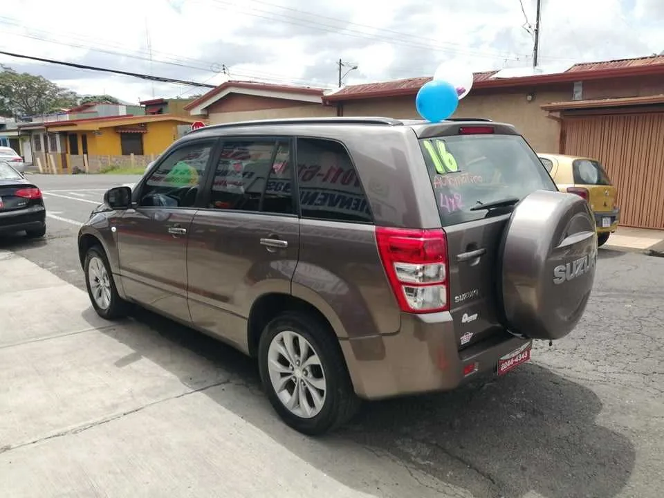 SE VENDE SUZUKI GRAND VITARA-2016-AUTOMATICO-4X2 - foto 4
