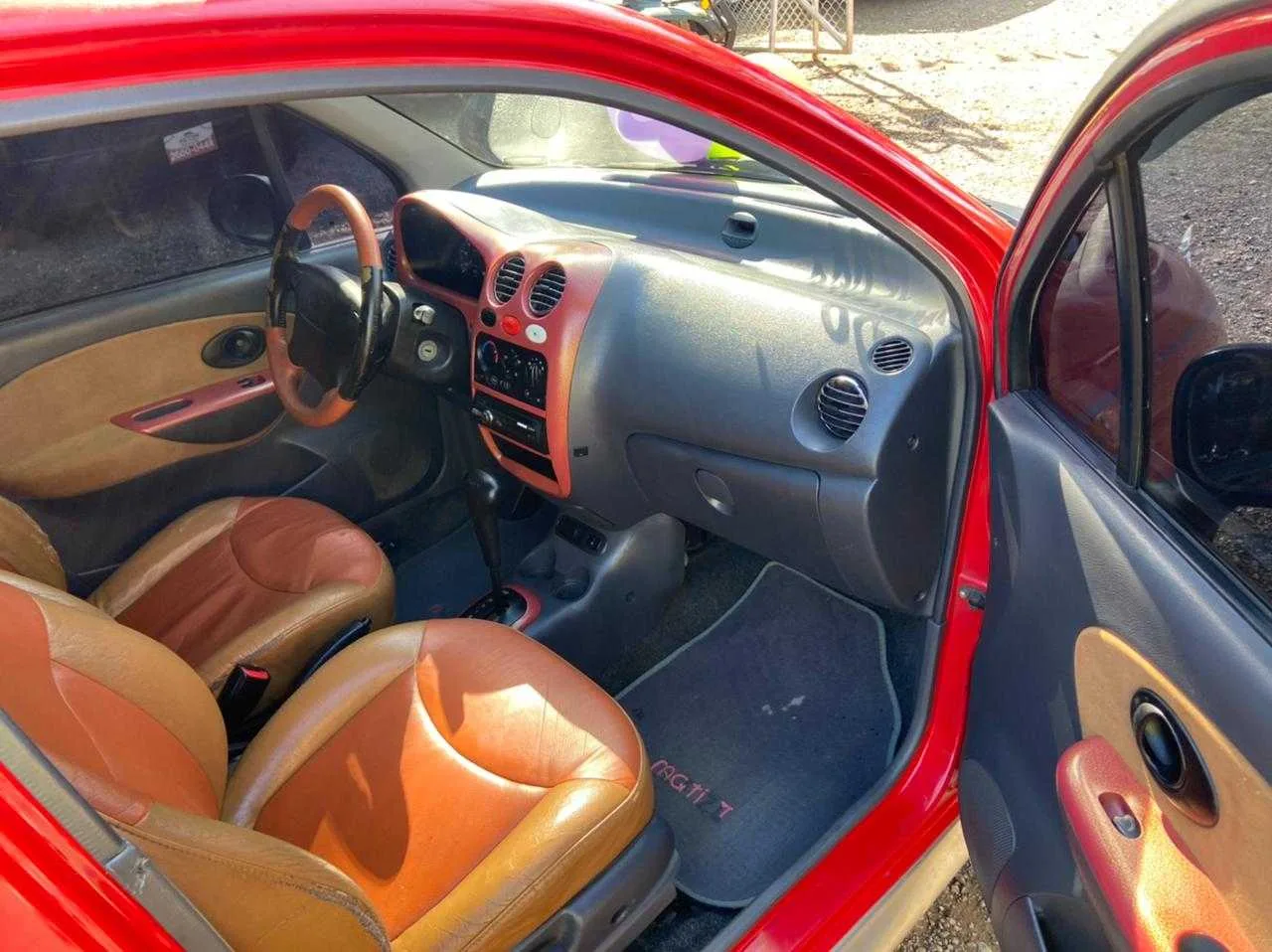 SE VENDE DAEWOO CIELO GLE 2005 - foto 4