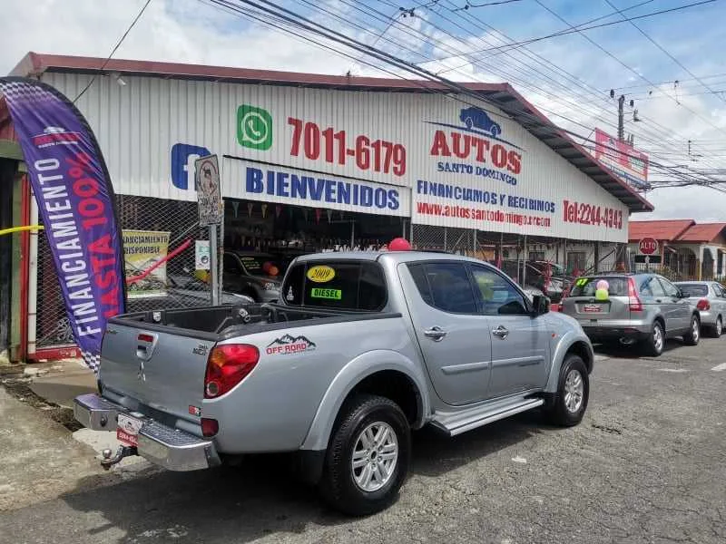 SE VENDE PICK UP-MITSUBISHI L200 SPORTERO-2009-DOBLE CABINA - foto 5