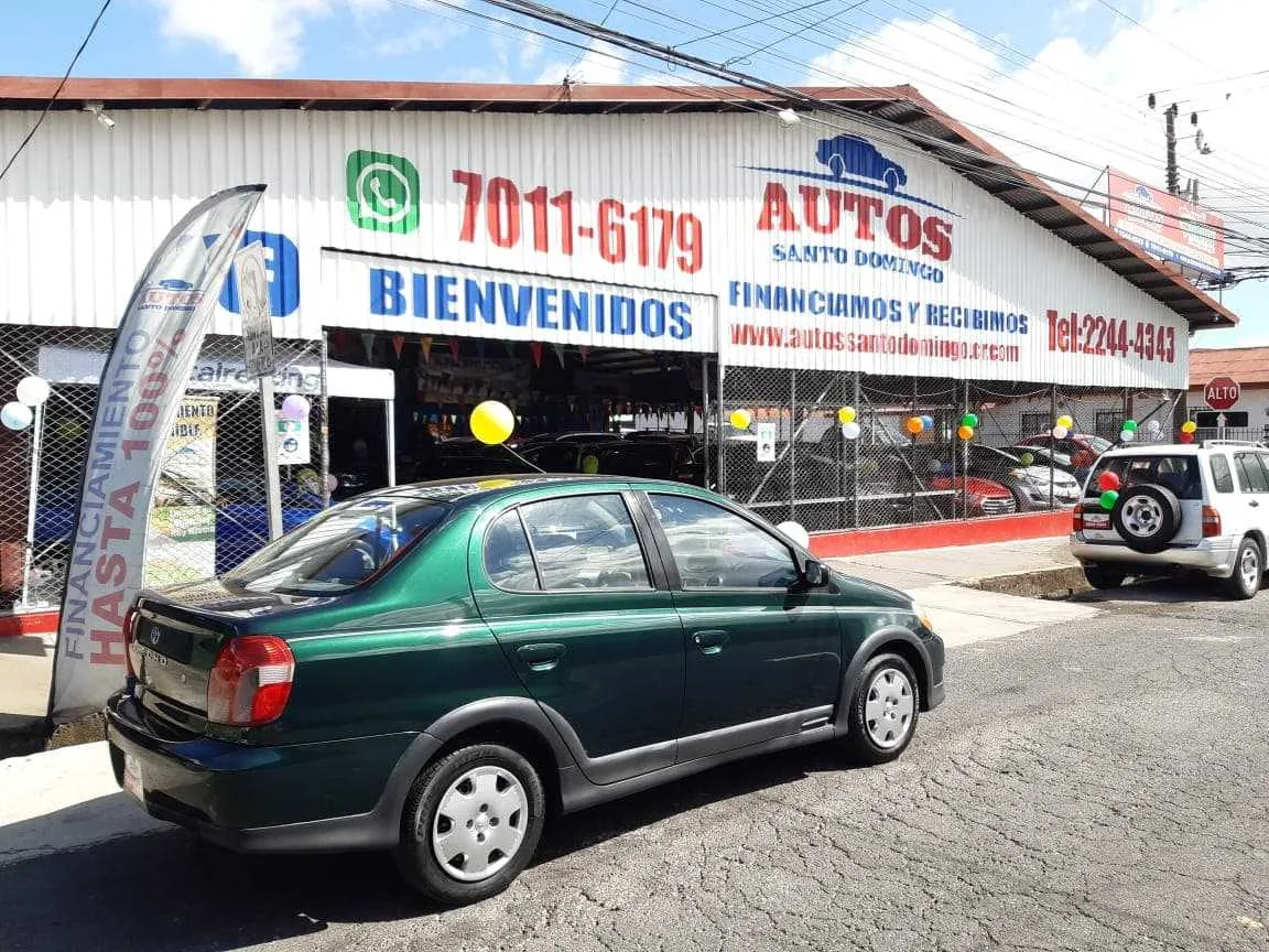 SE VENDE TOYOTA ECHO YARIS 2001 - foto 5