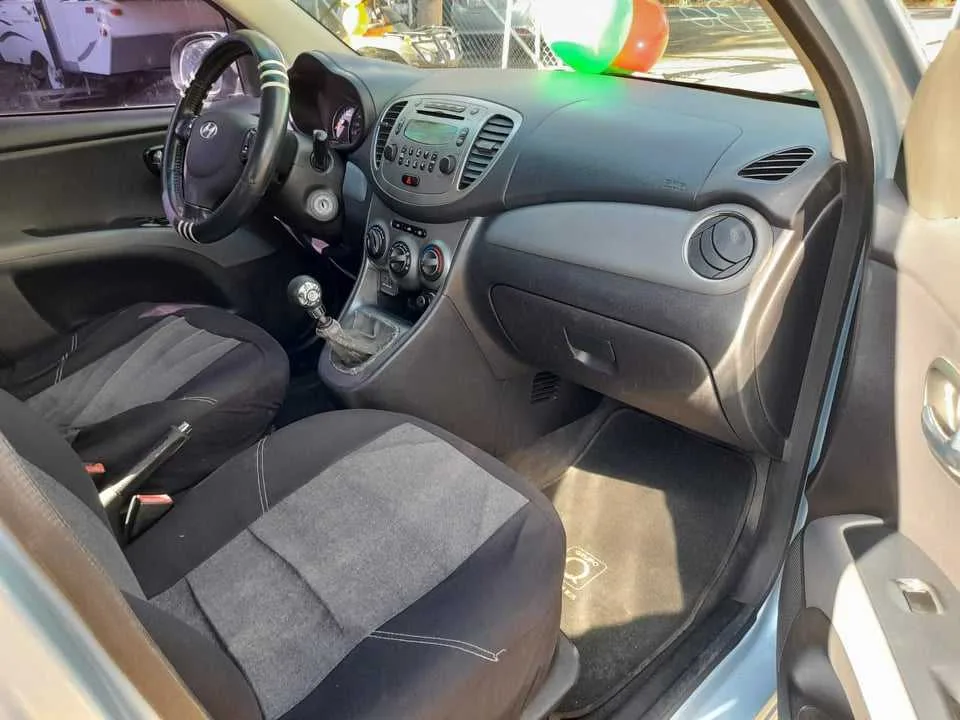 Se Vende Hyundai I10 2011 - foto 4