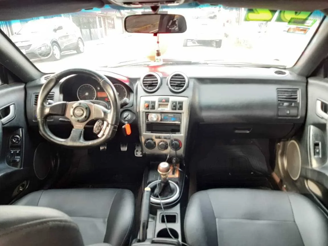 SE VENDE HYUNDAI TUSCANI 2002 - foto 4