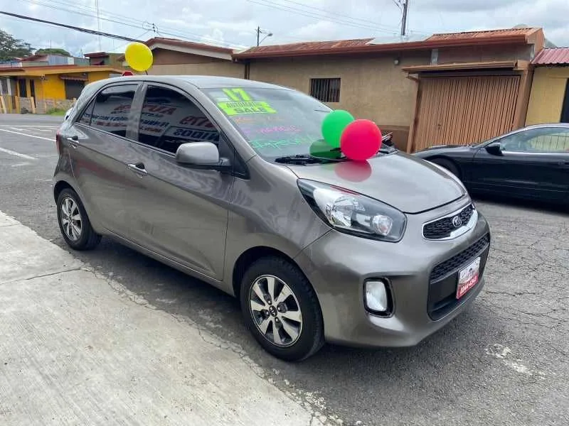 SE VENDE KIA PICANTO-2017-AUTOMATICO-HATCHBACK- ? 6.375.000- - foto 3