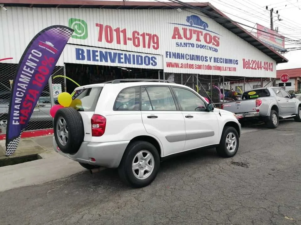 SE VENDE TOYOTA RAV4-VVT-i-2004-4X4-AUTOMATICO - foto 5