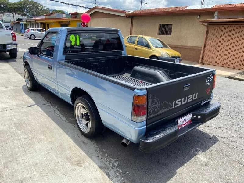SE VENDE PICK UP-ISUZU KB2300-CABINA SENSILLA - foto 6