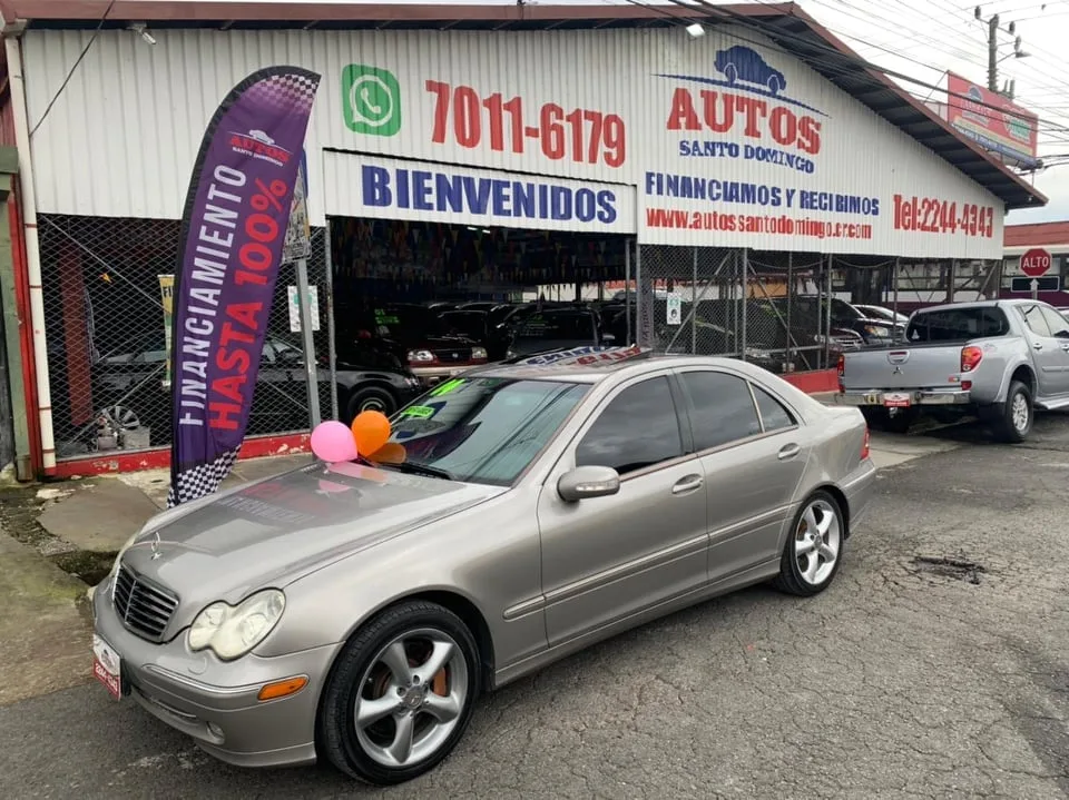 SE VENDE MERCEDES BENZ C230K-2004-AUTOMATICO