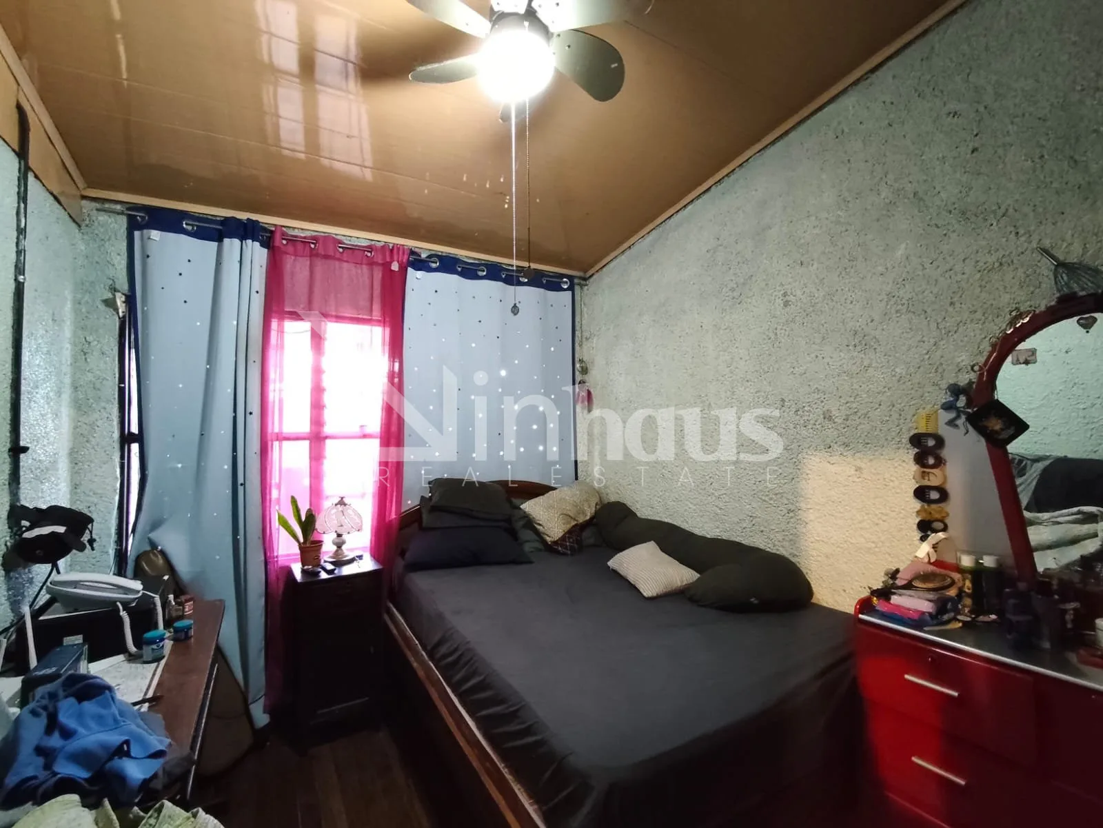 En venta casa con apartamento en Hatillo 1