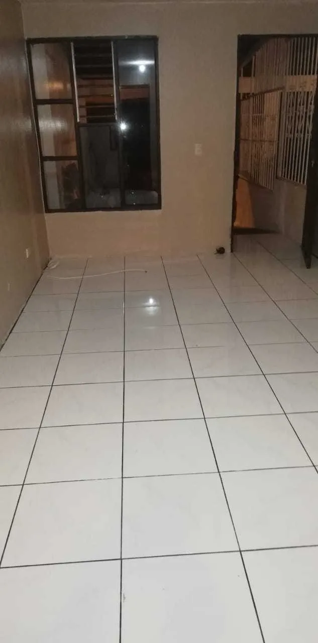 se alquila casa para 3 personas - foto 5