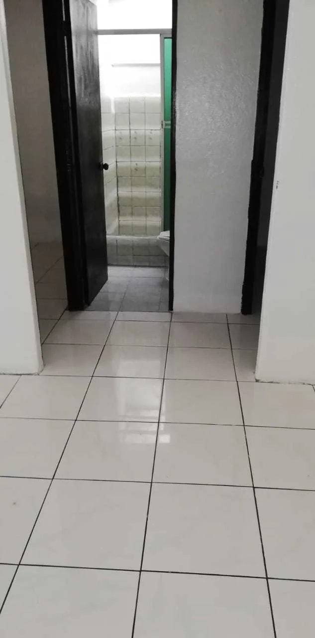 se alquila casa para 3 personas - foto 2