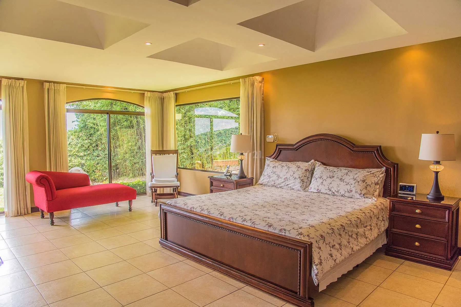 VENTA DE PROPIEDAD UBICADA EN SAN ANTONIO DE ESCAZU - foto 3