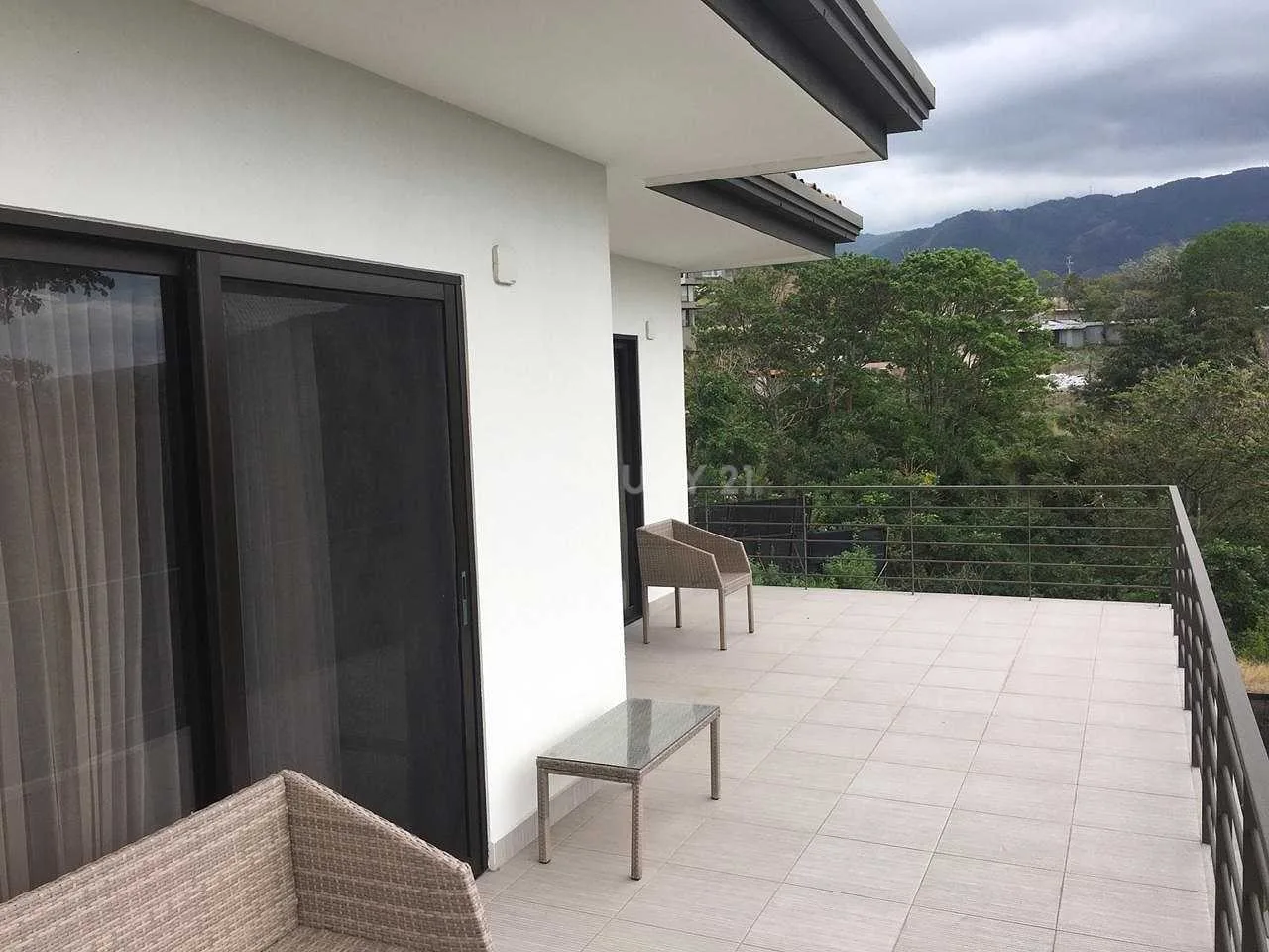 VENTA DE LUJOSA CASA EN LOMAS DEL VALLE ALTOS DE LAS PALOMAS - foto 4