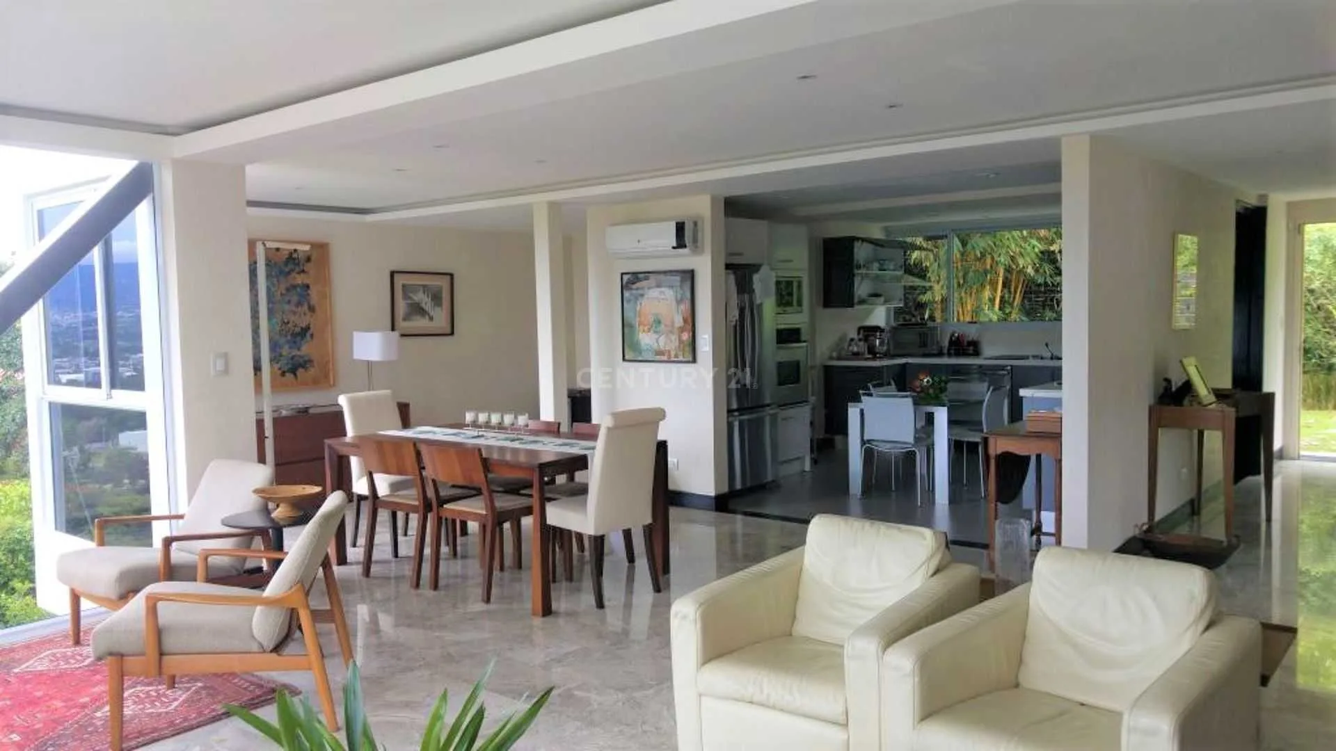 SE VENDE CASA INDEPENDIENTE EN ESCAZÚ CON ESPECTACULARES VISTAS - foto 2