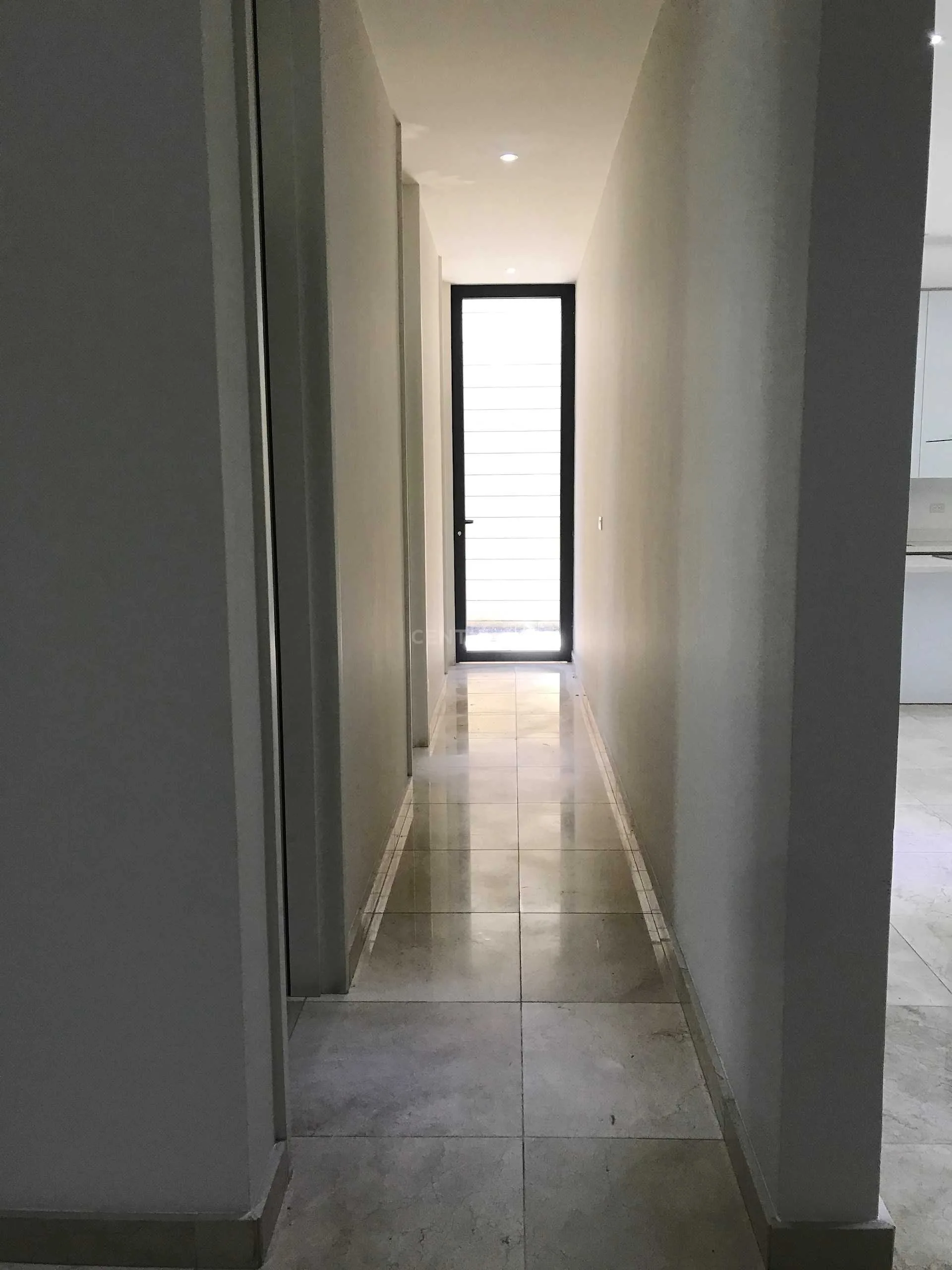 VENTA DE CASA MODERNA EN LINDORA NEGOCIABLE - foto 5