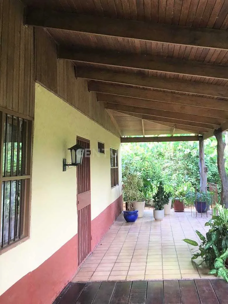 VENTA DE CASA UBICADA EN LOS LAGOS DEL COYOL, PRECIO NEGOCIABLE - foto 3
