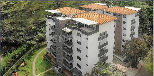 VENTA EXCLUSIVO APARTAMENTO DE LUJO DE 400 MTS EN LA MEJOR ZONA DE SAN RAFAEL ESCAZU