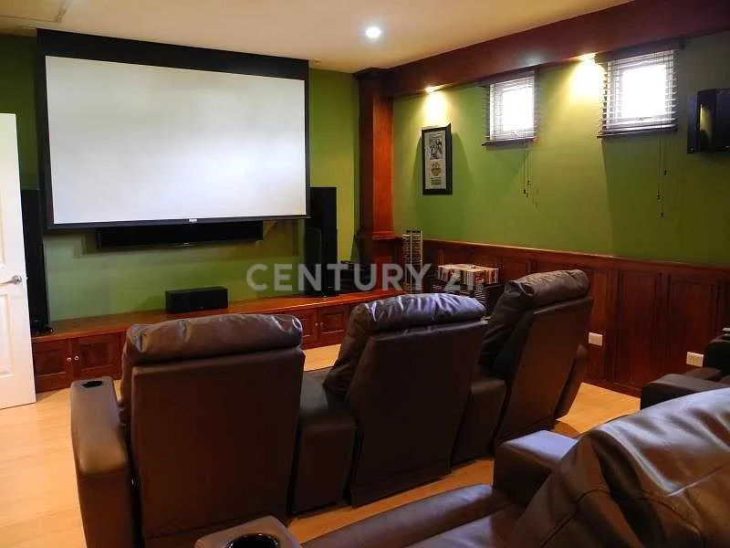 VENTA DE CASA LUJOSA EN LA EXCELENTE AREA DE LA GUACIMA, ALAJUELA - foto 2