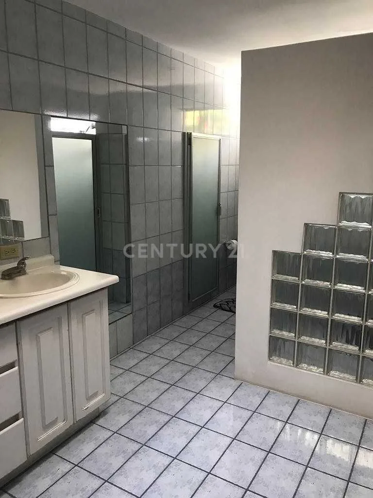 VENTA DE HERMOSA CASA EN TREJOS MONTEALEGRE ESCAZÚ - foto 2