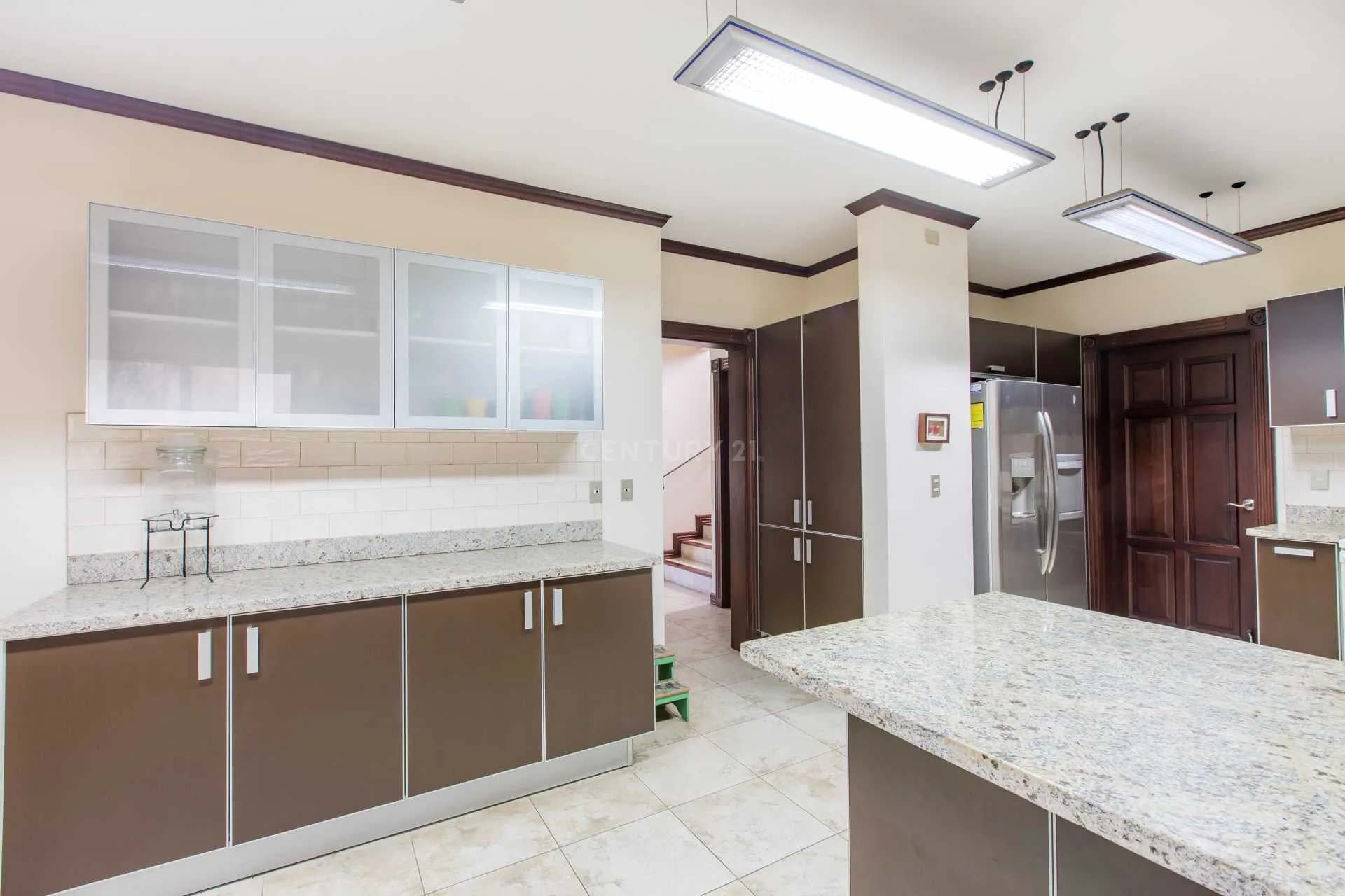 Venta de Lujosa casa en zona de Lindora detalles de lujo Condominio Exclusivo - foto 5