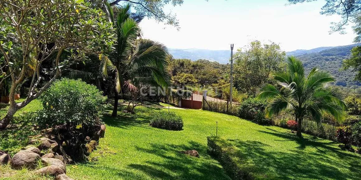 SE VENDE CASA EN LUJOSO RESIDENCIAL EN LA GUACIMA, ALAJUELA 250 m2 de CONST. LOTE 5,000 m - foto 2