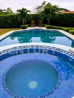 VENTA DE LUJOSA CASA EN LINDORA - foto 2