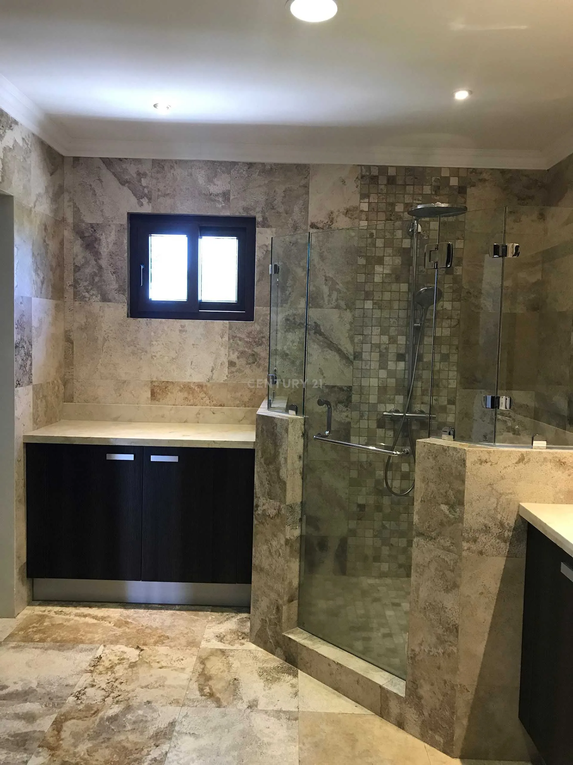 VENTA DE HERMOSA CASA FAMILIAR EN LINDORA - foto 3