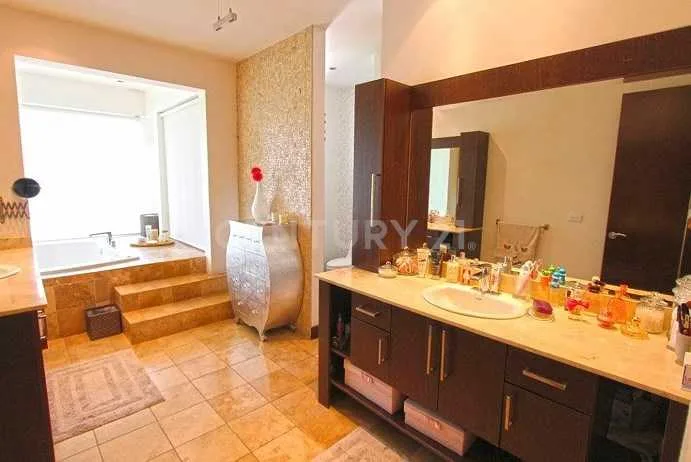 VENTA DE LUJOSA CASA EN EXCELENTE ZONA JABONCILLOS DE ESCAZU, - foto 5