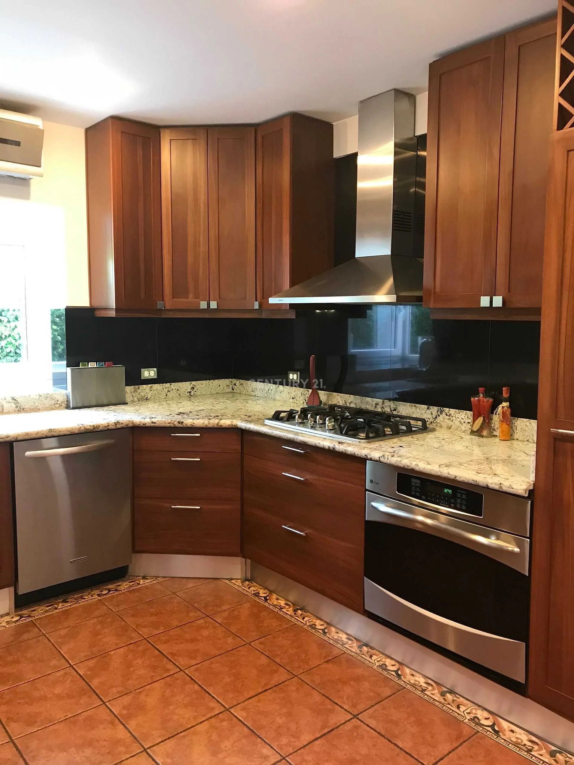 VENTA DE CASA SOÑADA Y EXCLUSIVA EN LINDORA - foto 3