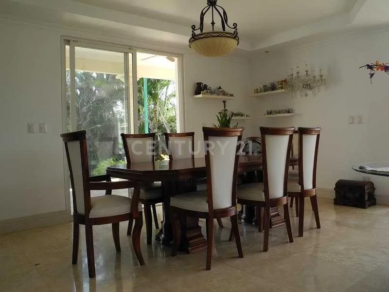 VENTA DE CASA LUJOSA EN LA EXCELENTE AREA DE LA GUACIMA, ALAJUELA - foto 5