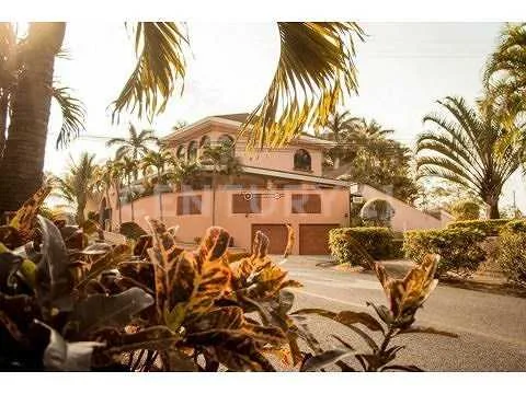 ¡Hermosa Casa en Venta!! Con Vista espectacular en Residencial Cariari - foto 2