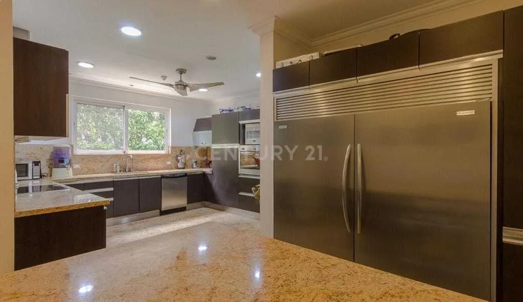 VENTA DE LUJOSA CASA EN CONDOMINIO UBICADO EN SANTA ANA - foto 5