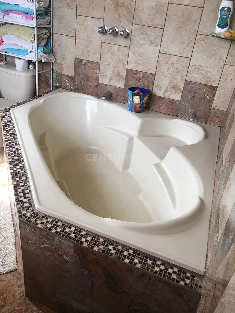 Se vende Casa nueva, Atenas centro con 2 Apartamentos totalmente independientes. $480,000 - foto 3