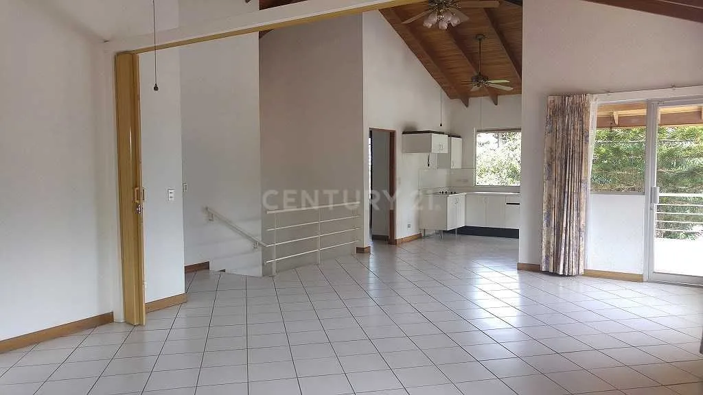 VENTA ¡DE OPORTUNIDAD! CASA INDEPENDIENTE EN ESCAZÚ - foto 3