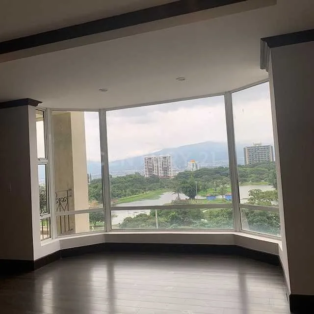 VENTAS DE APARTAMENTOS ESTILO CONTEMPORÁNEO EN EXCELENTE ZONA - foto 5