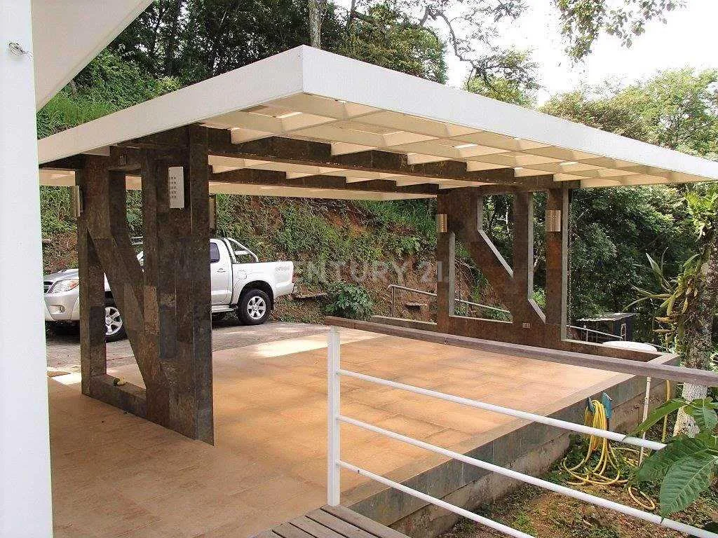 MODERNA CASA AMUEBLADA CON ESPECTACULARES VISTAS A LAS MONTAÑAS - foto 2