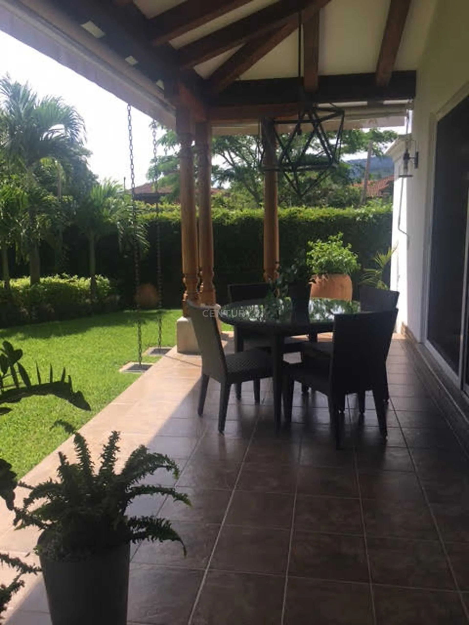 Venta de Preciosa Casa en Piedades de Santa Ana, $690000 - foto 2