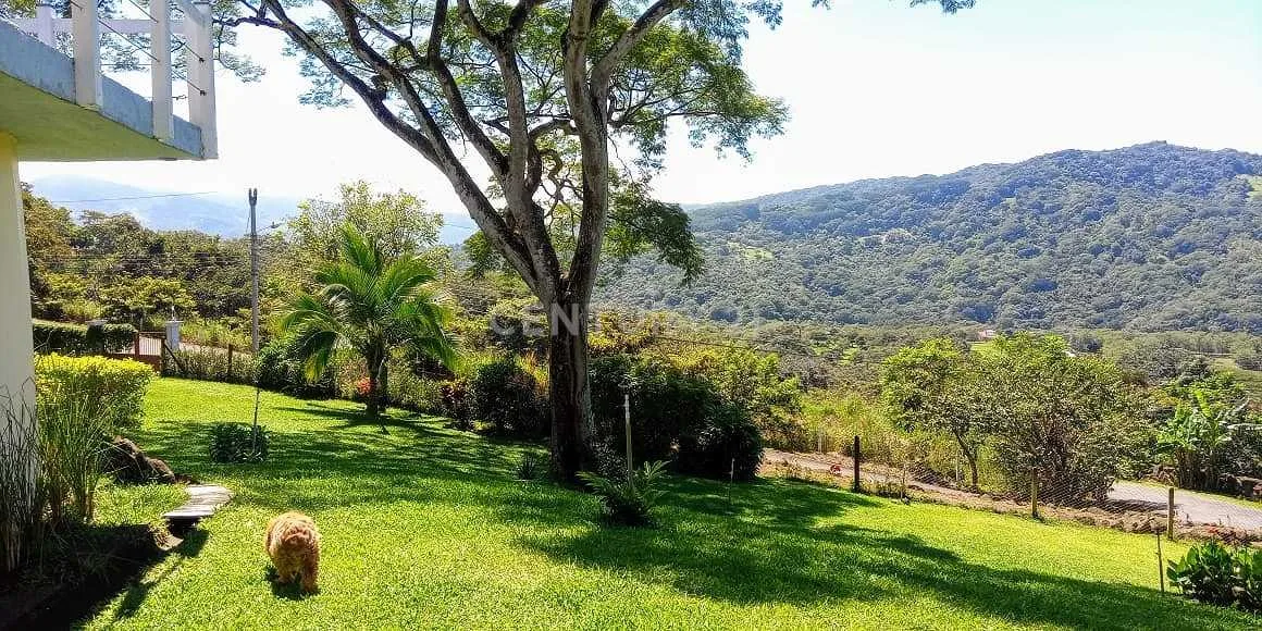 SE VENDE CASA EN LUJOSO RESIDENCIAL EN LA GUACIMA, ALAJUELA 250 m2 de CONST. LOTE 5,000 m - foto 3