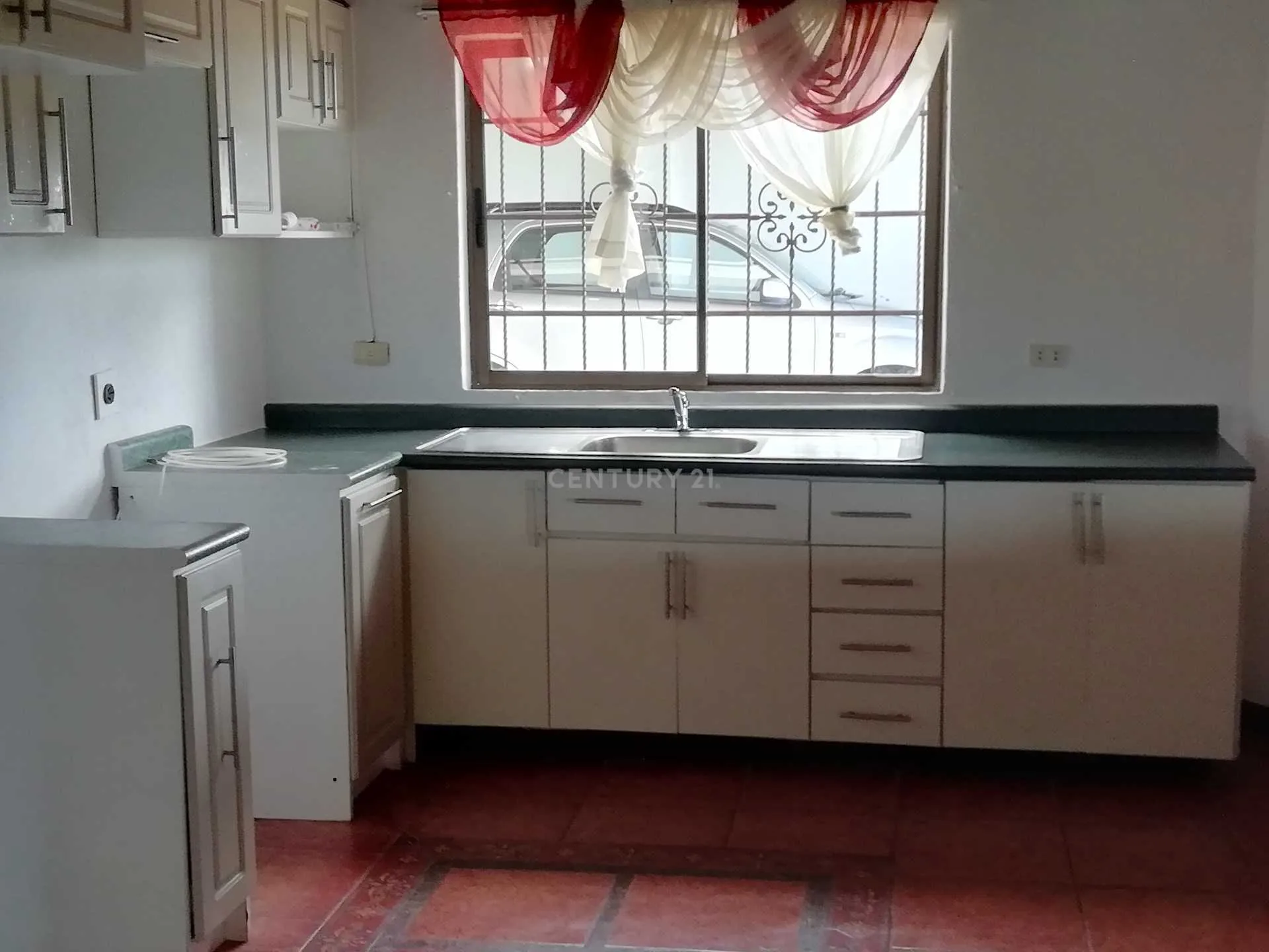 CASA EN VENTA EN CONCEPCIÓN DE SAN RAFAEL DE HEREDIA - foto 2