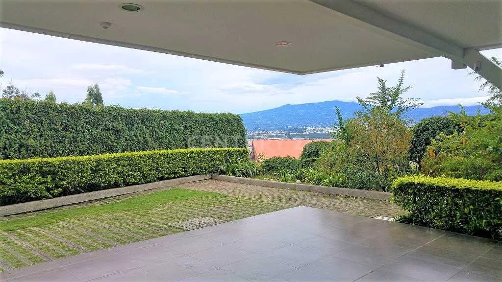 CASA INDEPENDIENTE EN ESCAZÚ CON ESPECTACULARES VISTAS - foto 5
