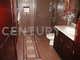 Preciosa Casa en Residencial - foto 2