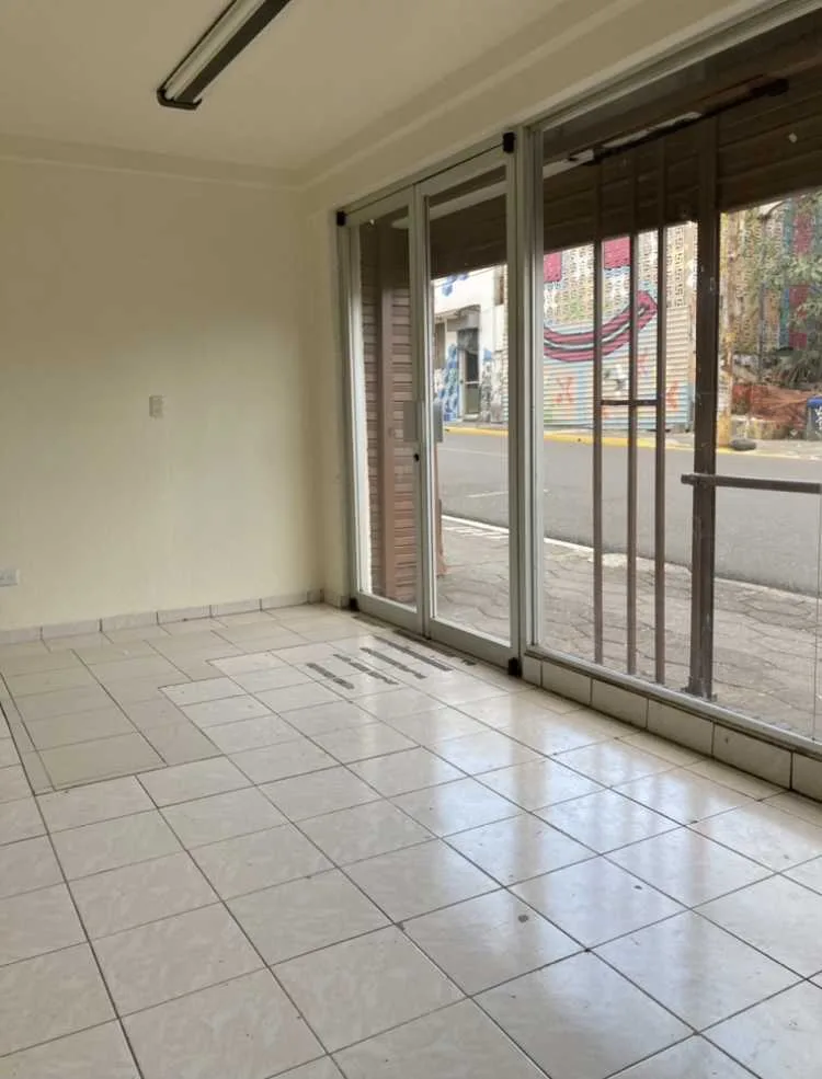 ALQUILER LOCAL COMERCIAL BARRIO LA CALIFORNIA - foto 6