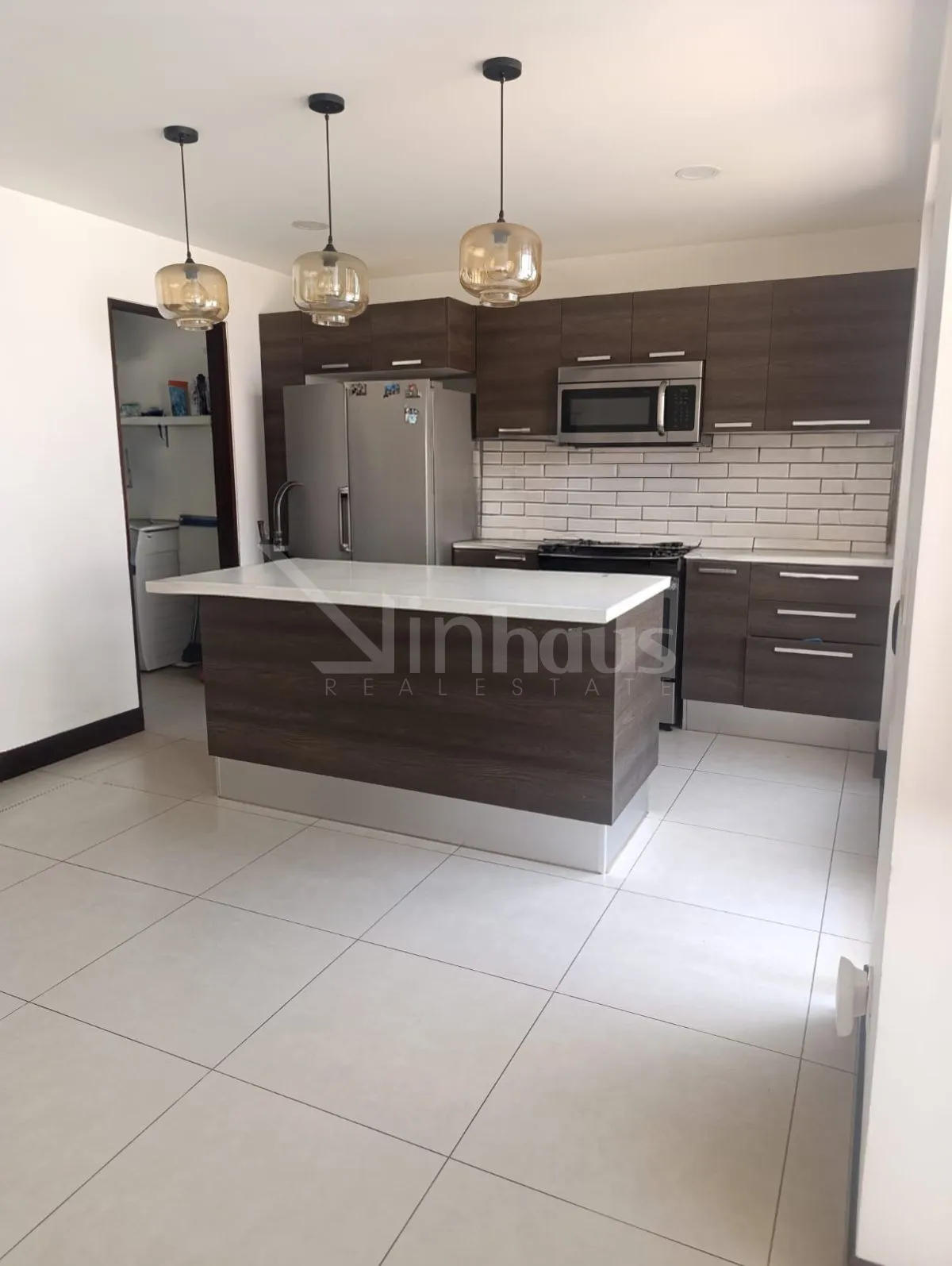 Venta de Casa en Condominio Parques del Sol - foto 2