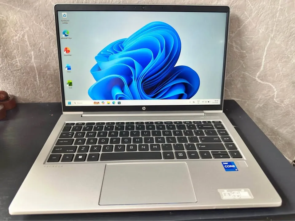 Laptop HP Probook i7 11 generación