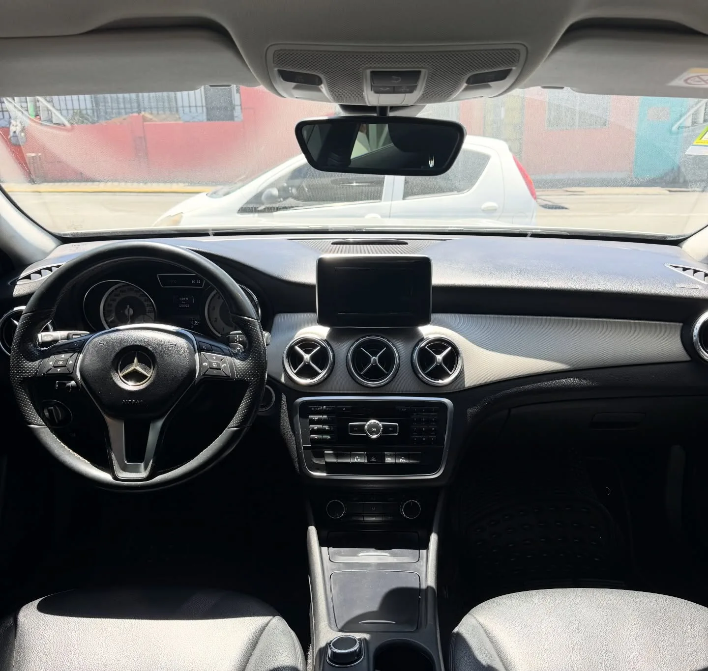 Mercedes-Benz GLA 2015 - foto 2