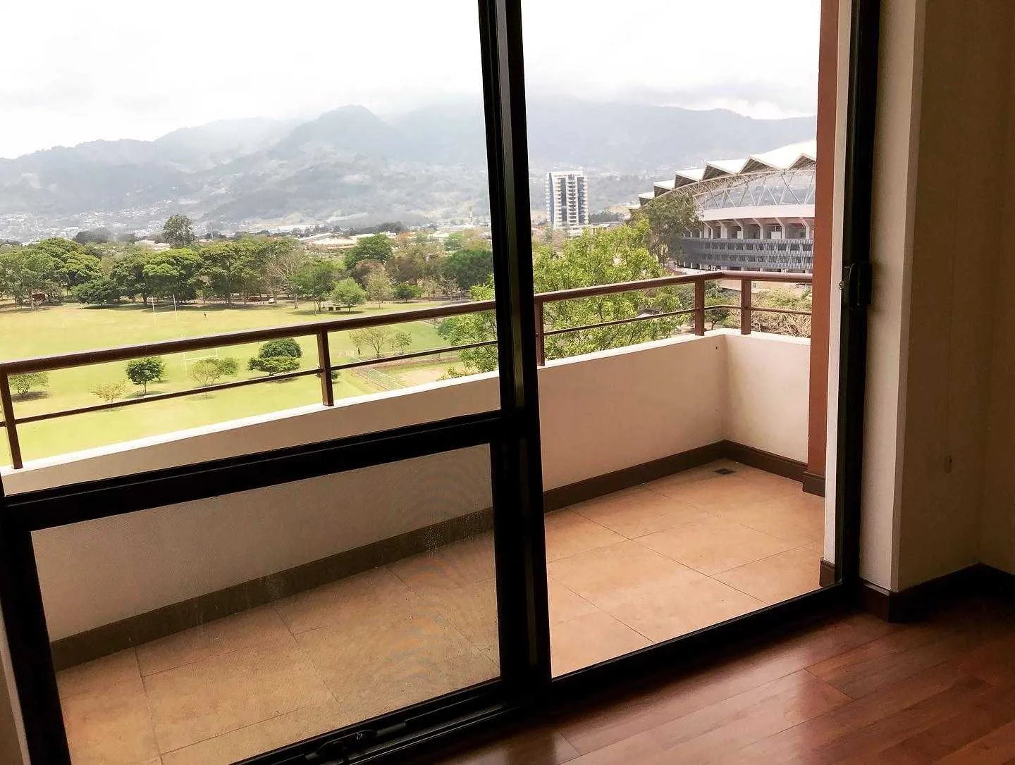 Alquiló hermoso apartamento, en Sabana Norte - foto 3