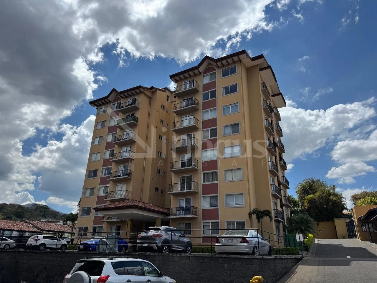 En venta apartamento de dos habitaciones en Bello Horizonte, Escazú - foto 4