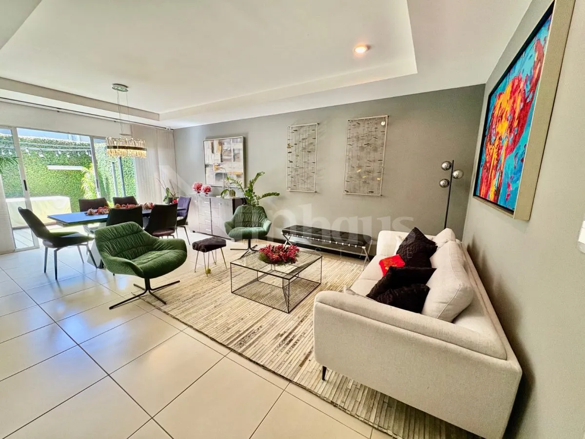 Venta de casa en condominio Trocadero, en Santa Ana. - foto 4