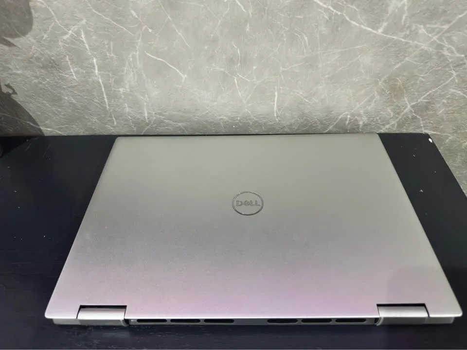 Laptop Dell 7620 i7 - 12 Generación - foto 2