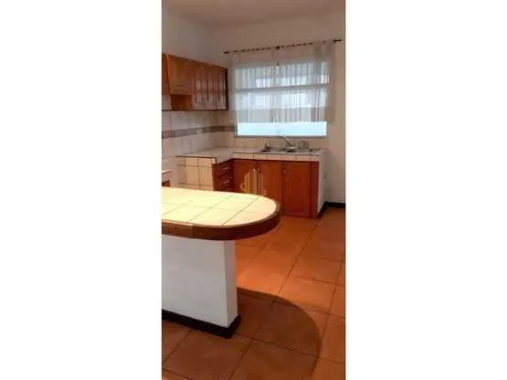En alquiler apartamento independiente en Pinar del Río, Guachipelín Norte de Escazú - foto 4
