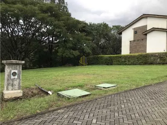 Lote residencial de 602 m2 en exclusivo condominio en Los Reyes, La Guácima - foto 3
