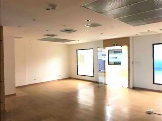 Oficina de 140 m2 en alquiler, Torre Mercedes. Paseo Colón, San José - foto 5